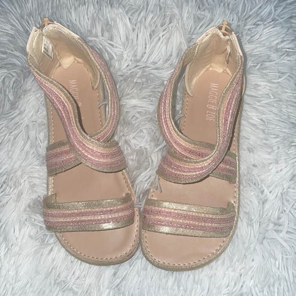 Super Cute girls size 11 shoes. - Picture 2 of 5